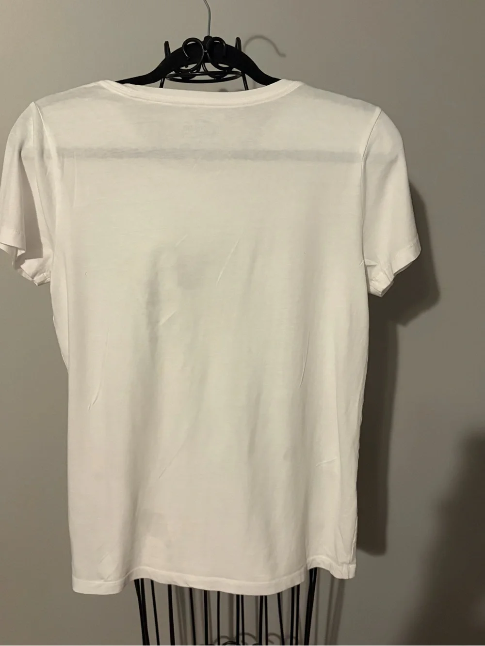J. Crew White t shirt top Chick Graphic 4 calling birds hens